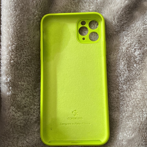 Phone case - Picture 4 of 4